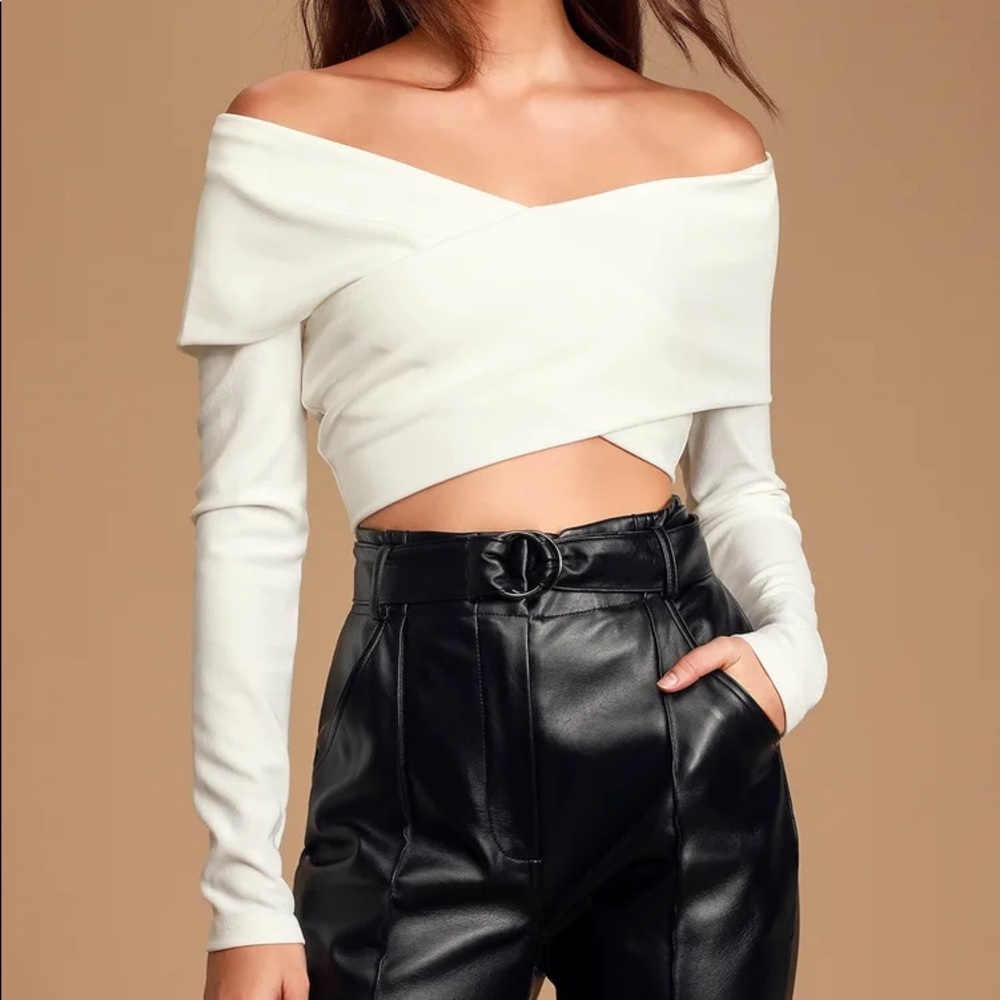 NWT lulus crop top